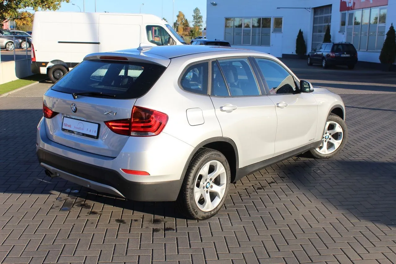 BMW X-Serie sDrive 20i 2-Zonen-Klima...  Image 4